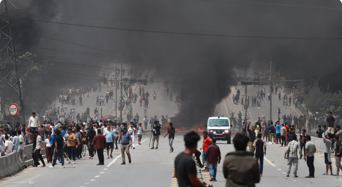 Gen-Z हिंसक प्रदर्शन के बीच नेपाल में जेलब्रेक, उत्तराखंड की सीमा से लगी जेलों से भागे 143 कैदी