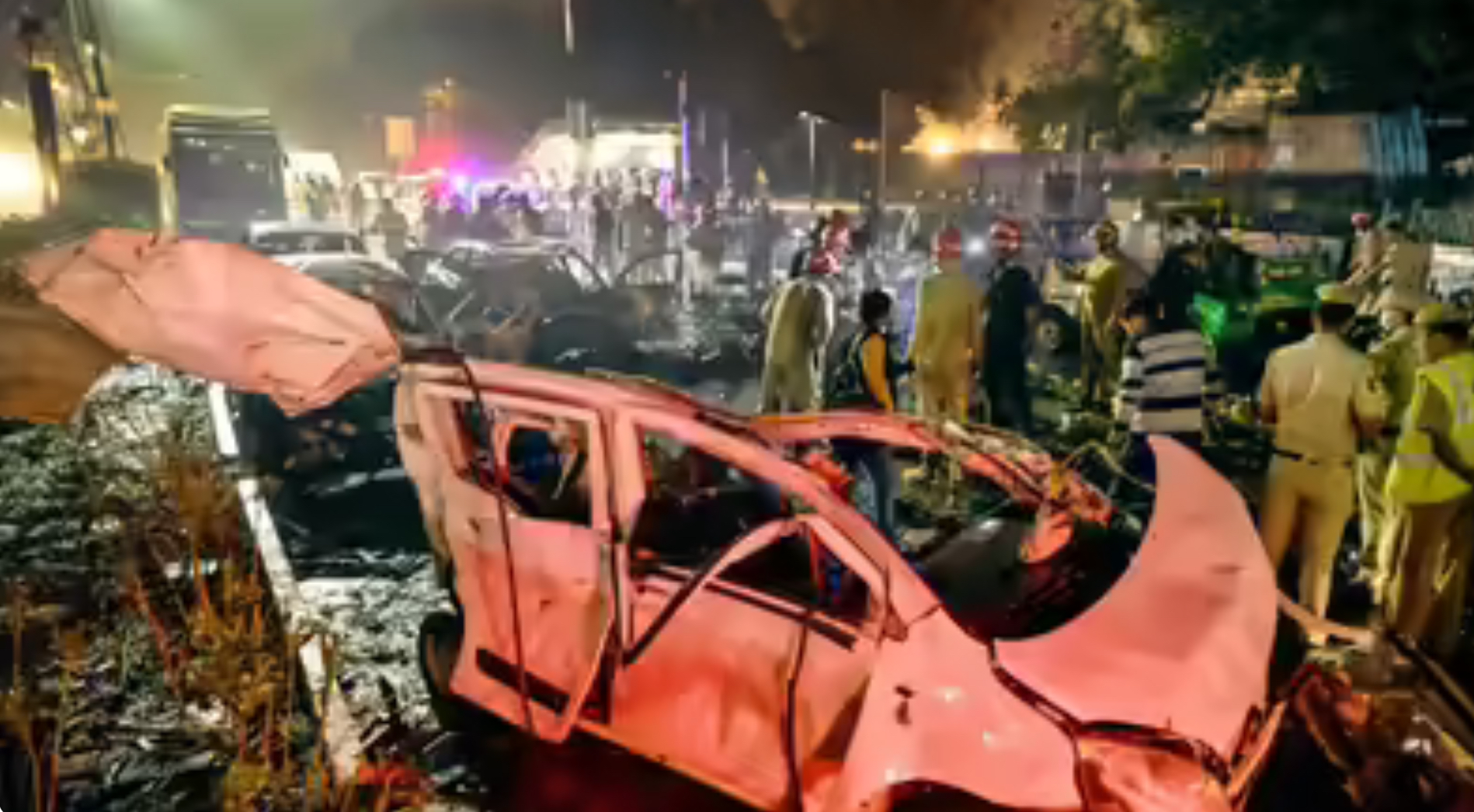 दिल्ली बम ब्लास्ट : बैठक के बाद बोले गृह मंत्री, ‘घटना में शामिल हरेक व्यक्ति को मिलेगी सजा