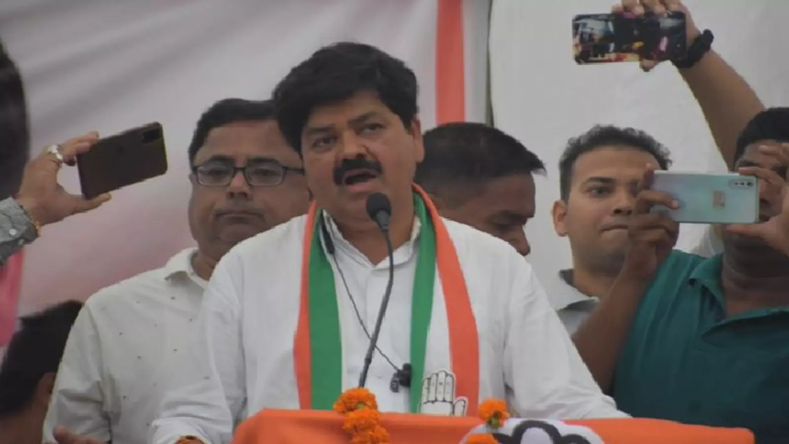 प्रदेशाध्यक्ष के साथ Uttarakhand Pradesh Congress Committee ने बदले 12 जिलों और 15 शहरों के अध्यक्ष — देखें पूरी लिस्ट।