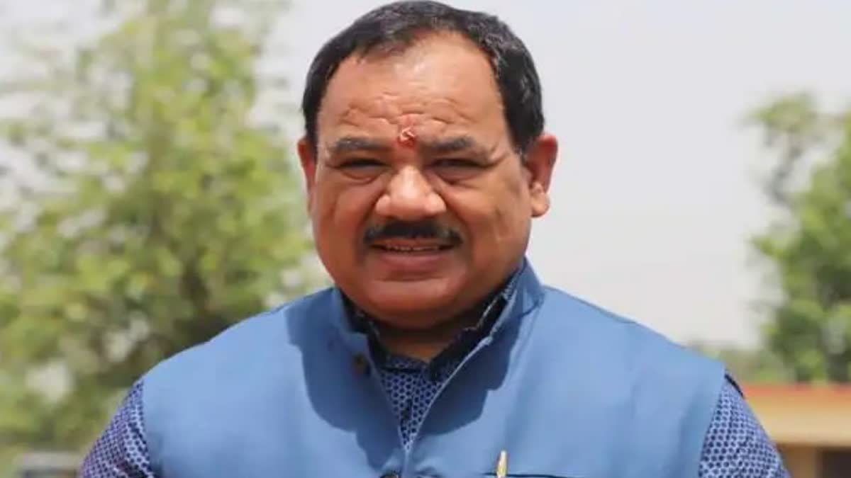 देहरादून: दिल्ली रैली से लौटने के बाद पूर्व कैबिनेट मंत्री हरक सिंह रावत की तबीयत बिगड़ी, अस्पताल में कराया गया भर्ती