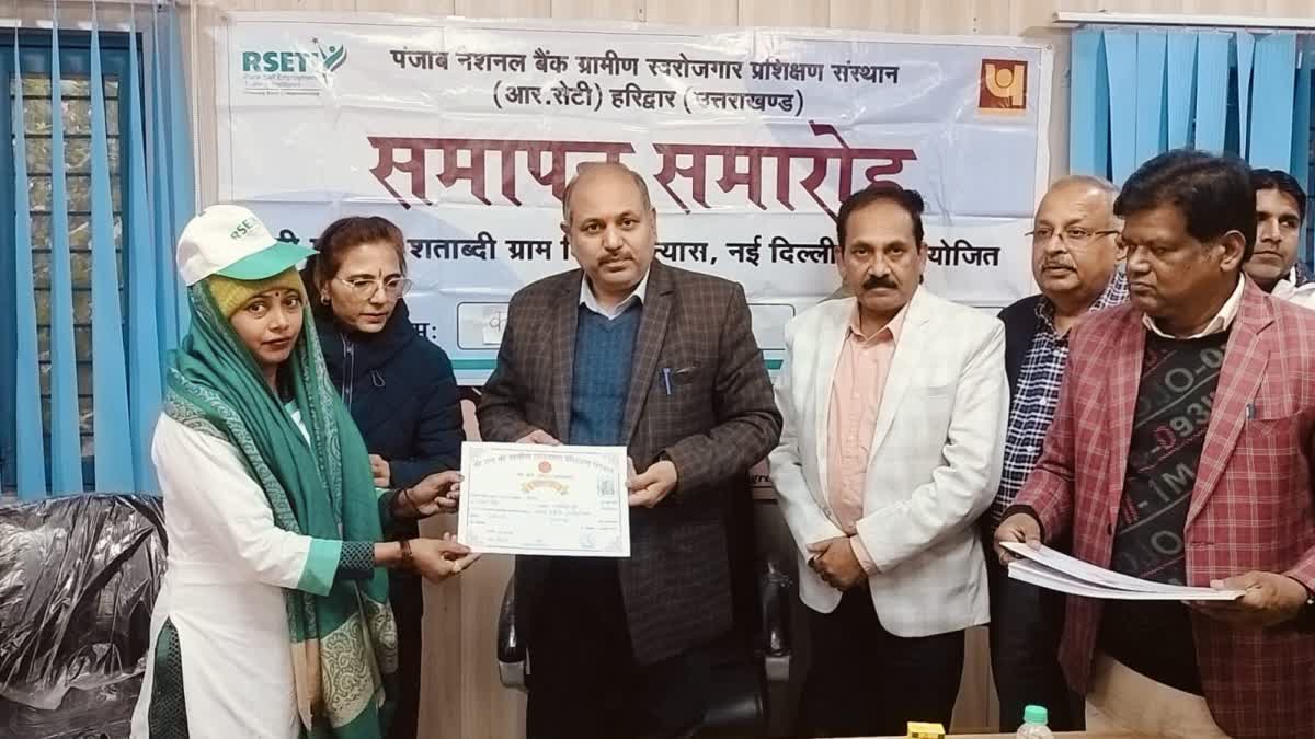 हरिद्वार से शुरू हुई प्रदेश की पहली क्लाउड किचन योजना: ‘गंगा रसोई’ से स्वयं सहायता समूह की महिलाएं बनेंगी आत्मनिर्भर।