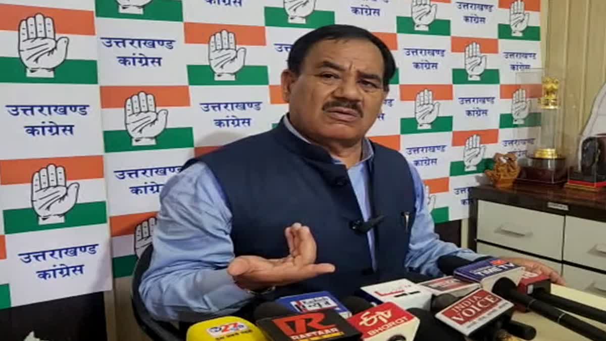 देहरादून: शिक्षा निदेशक प्रकरण से सियासत में उबाल, भाजपा के भीतर से भी उठी कार्रवाई की मांग