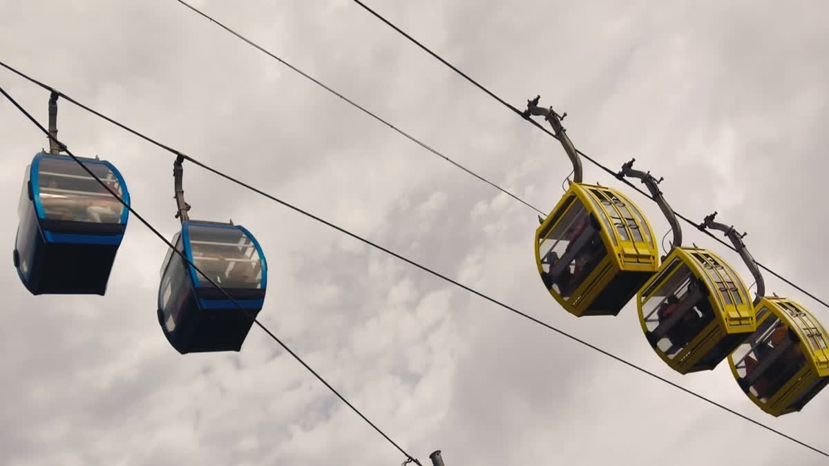 हरिद्वार में इंटीग्रेटेड रोपवे परियोजना को रफ्तार: सचिव आवास ने की विस्तृत समीक्षा