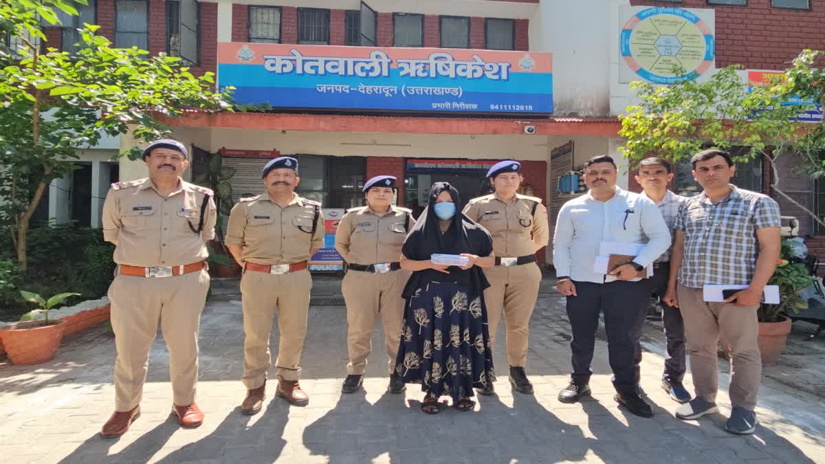 ऋषिकेश: अवैध रूप से रह रही बांग्लादेशी महिला गिरफ्तार, फर्जी आधार कार्ड बरामद