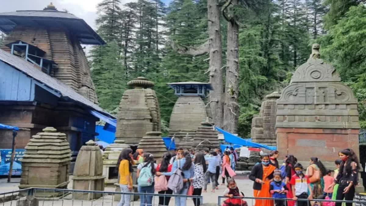 अल्मोड़ा: जागेश्वर धाम में सख्त नियम लागू—गर्भगृह में हथियार ले जाने की घटना के बाद एएसआई की बड़ी कार्रवाई