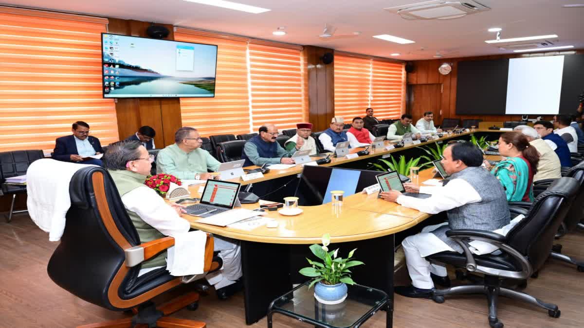 देहरादून: धामी कैबिनेट की अहम बैठक शुरू—महिला नीति पर बड़ा फैसला संभव, कई विभागों के प्रस्ताव एजेंडे में