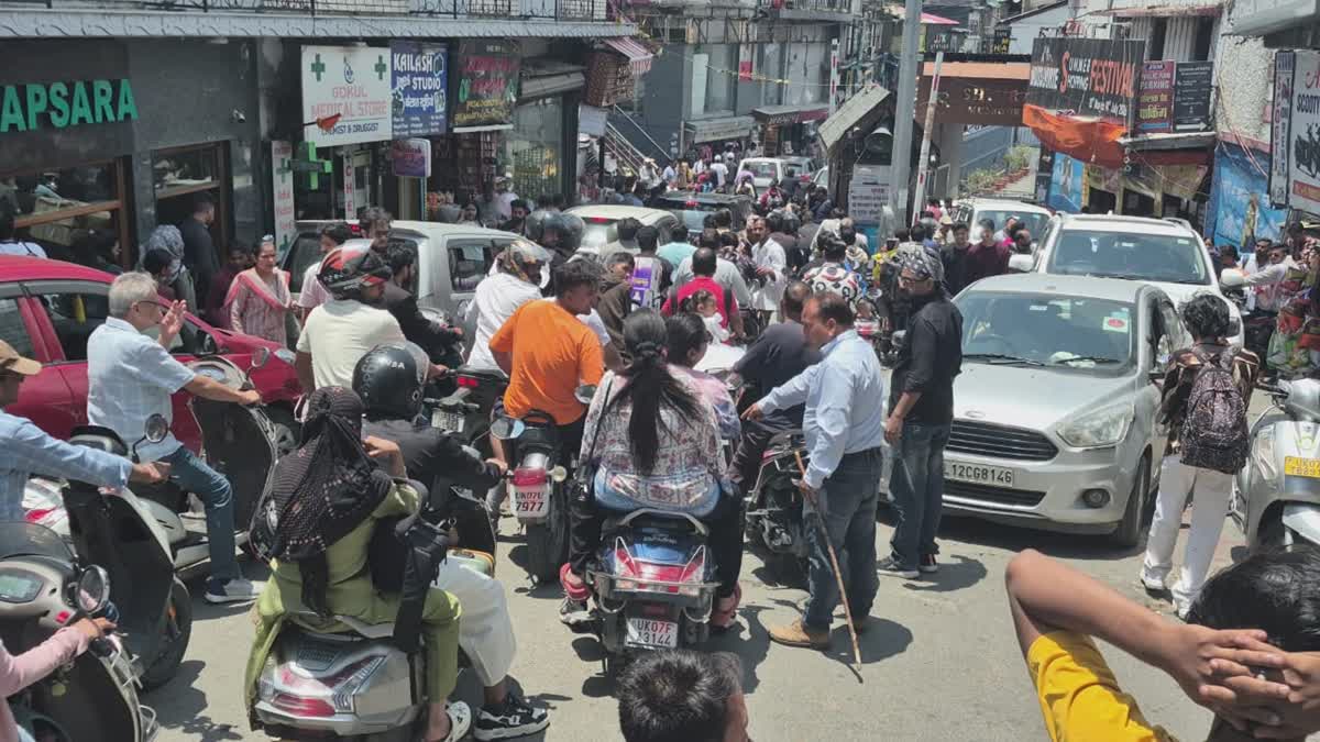 मसूरी में पर्यटकों का सैलाब, शहर फिर जाम के हवाले; 31 किमी का सफर तय करने में लग रहे 6 घंटे