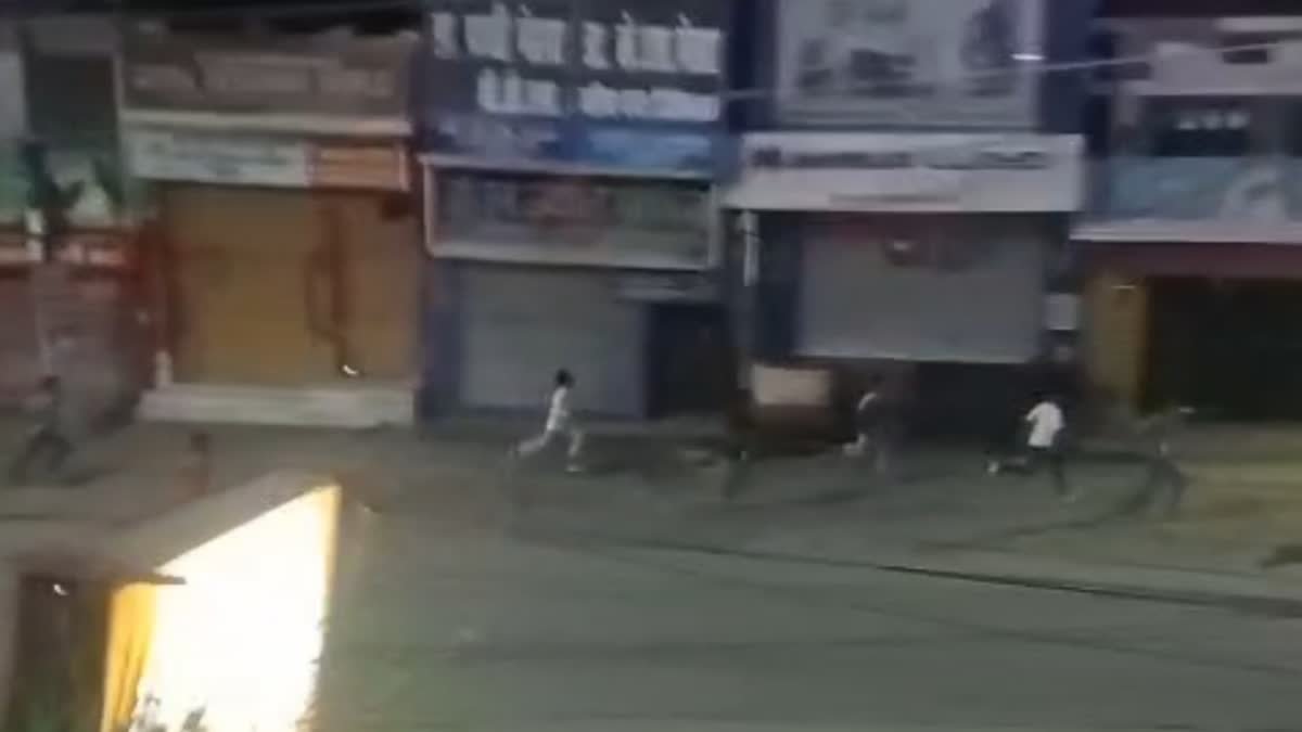 हल्द्वानी: पीलीकोठी में दो गुटों में जमकर मारपीट और पत्थरबाजी, वीडियो वायरल; पुलिस पहचान में जुटी
